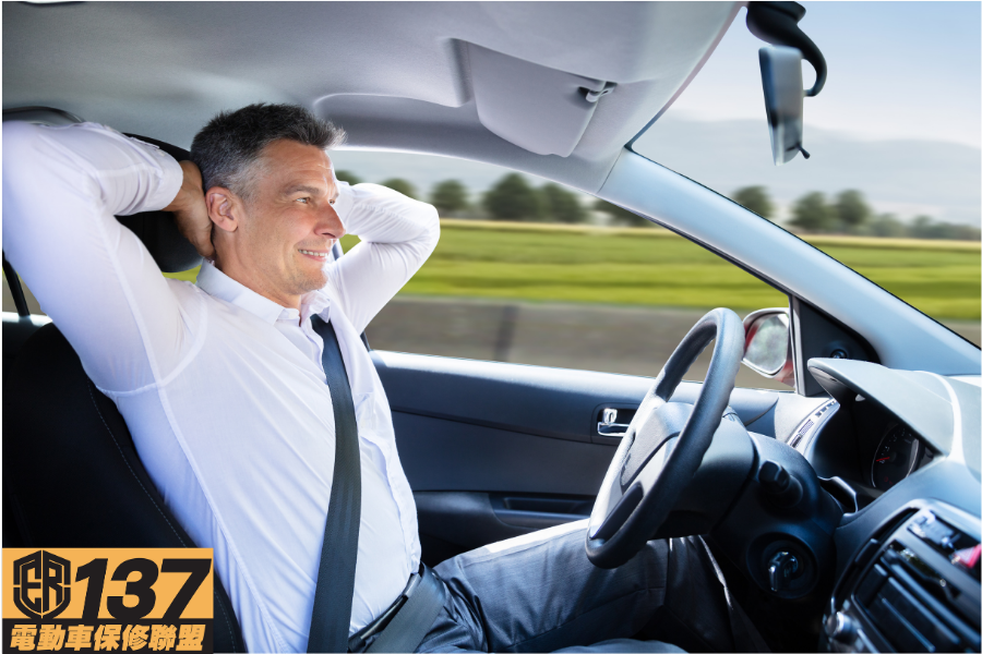 2026：特斯拉從創新先行者，邁向全民自動駕駛的關鍵一年